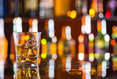 Sayaç bar içki viski