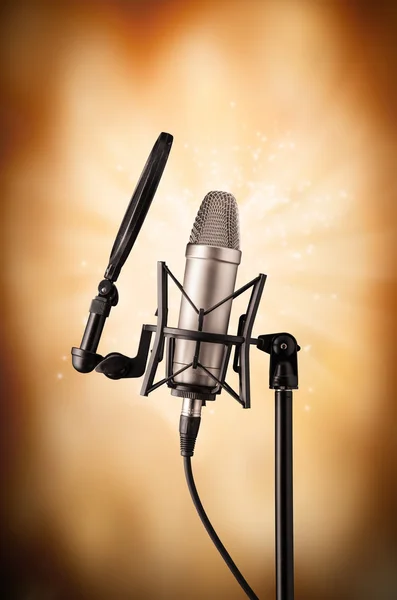 Profesionální pěvecké mikrofon — Stock fotografie