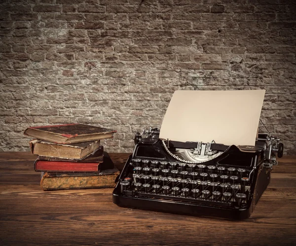 Vintage typewriter on wooden table — Stock Photo, Image