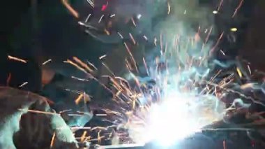 Kaynakçı eylem. Düşük odak derinliği