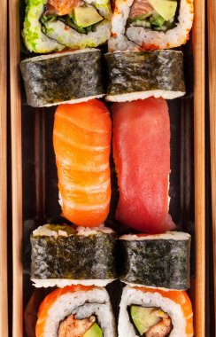 suşi parçalar havadan görünümü