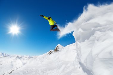 Snowboard atlama atlama