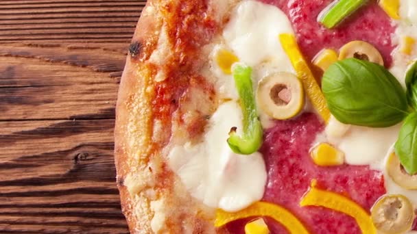 Slide motion of rustic pizza — Stock Video