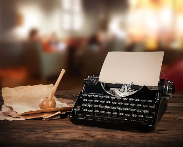 Antique typewriter in old vintage style — Stock Photo, Image