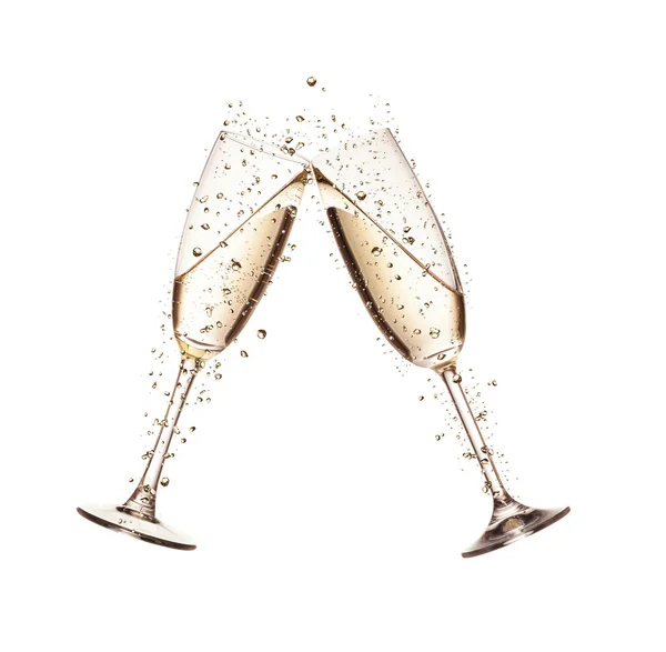 两杯香槟酒与孤立在白色的泡沫 — 图库照片