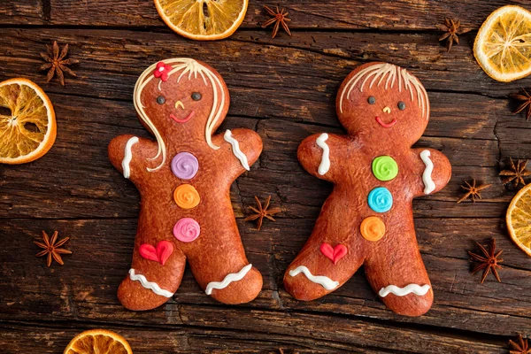 Kerstmis zelfgemaakte peperkoek koekjes — Stockfoto