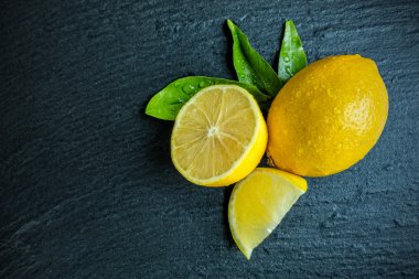 Taze limon siyah taş