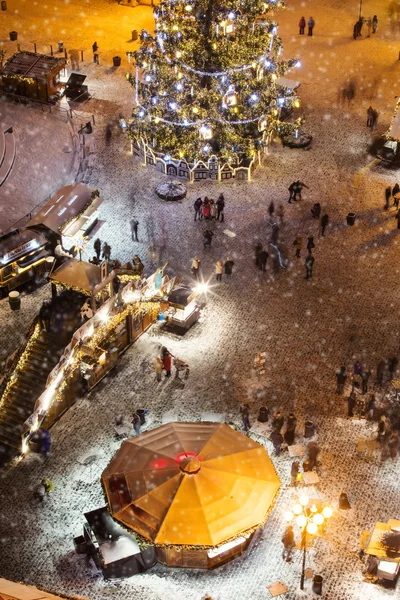 Christmas marketplace in Oldtown square, Prague — Stock Photo, Image