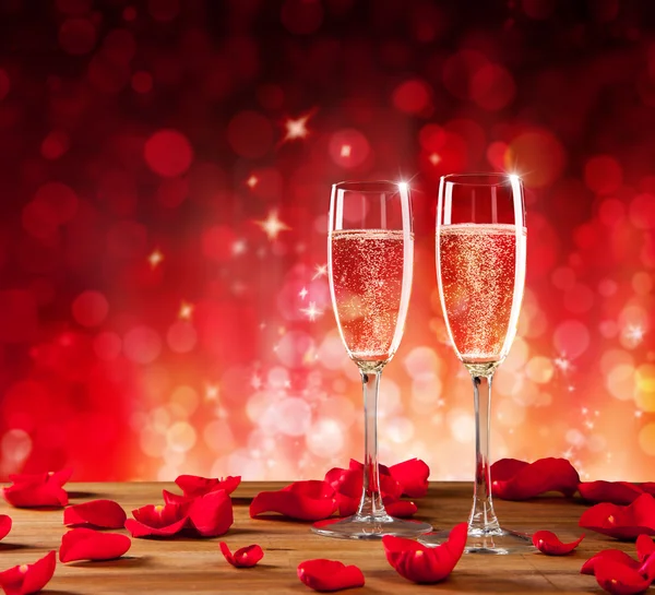 Valentines Stilleven met champagne en rozen — Stockfoto