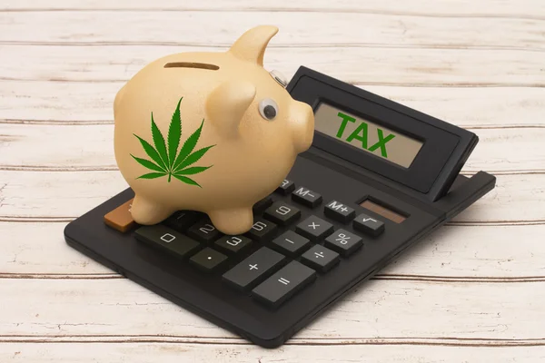 Taxing the sale of marijuana — Stock Photo, Image