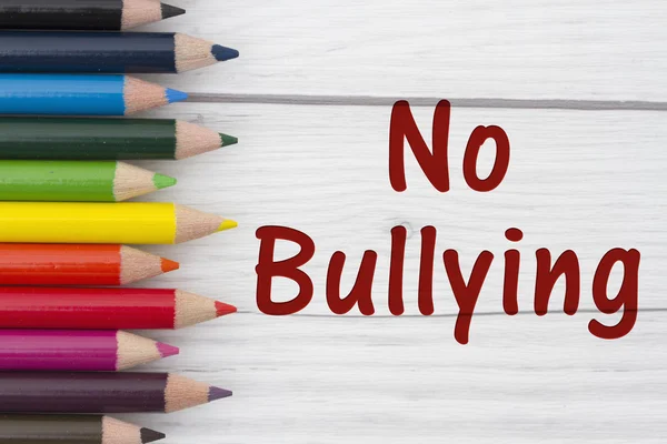 Pencil Crayons with text No Bullying — Stock Photo, Image