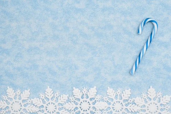 Синьо Біла Цукеркова Тростина Білим Фоном Сніжинки Вашого Святкового Або — стокове фото