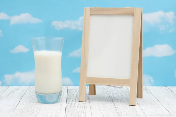 Cold Glass Milk Chalkboard Weathered Wood Clear Sky Copy Space — Stock Photo, Image