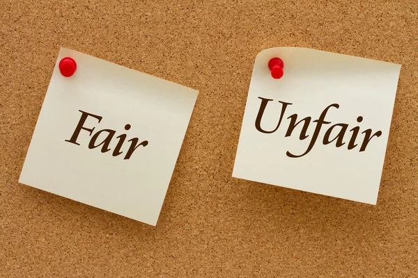 Fair gegen unfair — Stockfoto