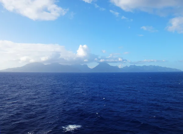 Άποψη Του Moorea Από Λιμνοθάλασσα Ένα Κρουαζιερόπλοιο Γαλλική Πολυνησία — Φωτογραφία Αρχείου