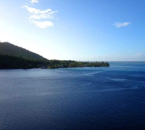 Blick Auf Moorea Von Der Lagune Auf Einem Kreuzfahrtschiff Französisch — Stockfoto