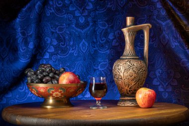üzüm ve elma ile natürmort