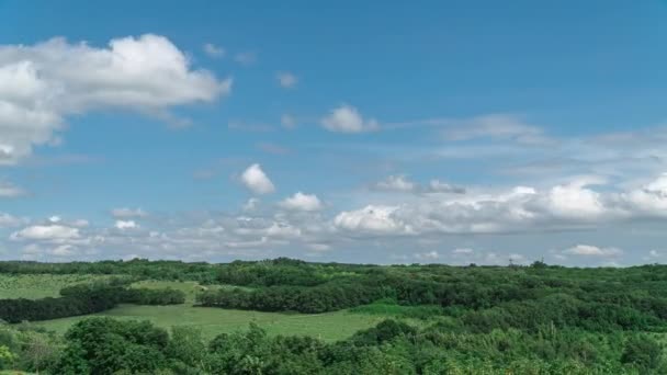 Movimiento acelerado de nubes en el cielo. Cronograma. — Vídeos de Stock