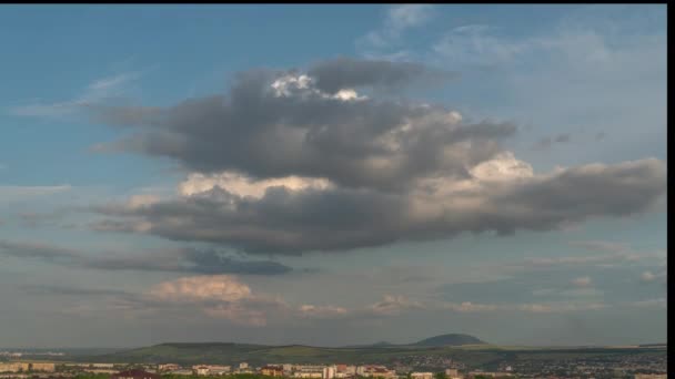 Accelerated movement of clouds in the sky. Timelapse. — Stock Video