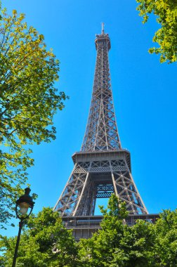 Paris 'teki Eyfel Kulesi 