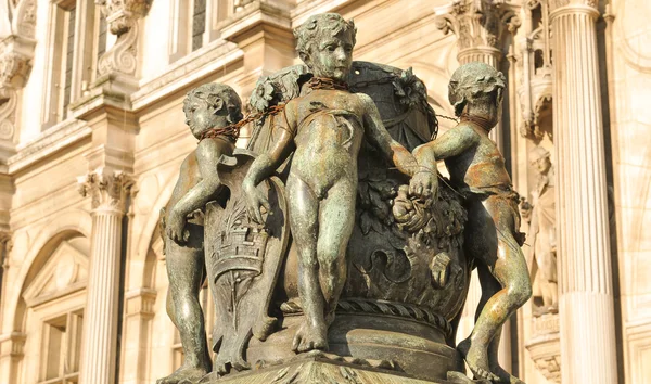 Cherubs architecture in Paris — Stock Photo, Image