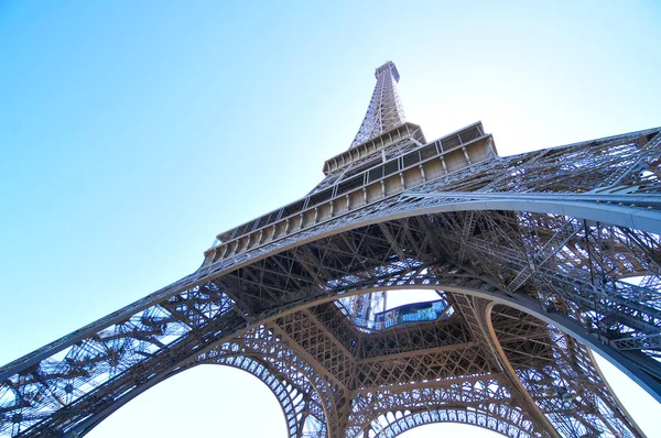 Torre Eiffel en París — Foto de Stock