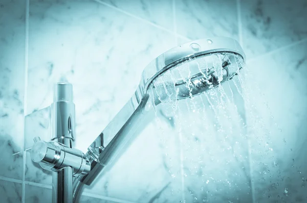 Ducha moderna con agua — Foto de Stock