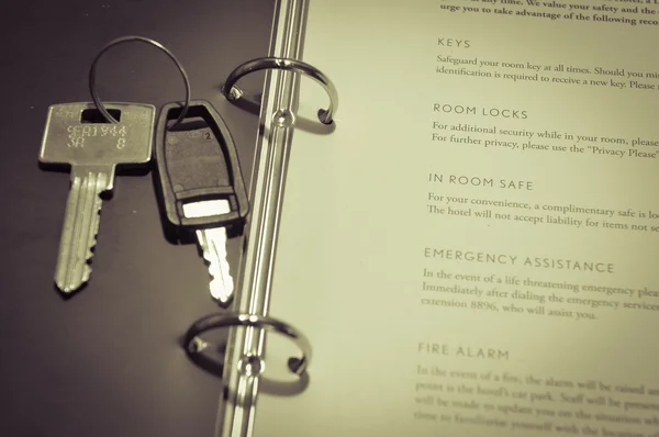 Concepto de seguridad con llaves —  Fotos de Stock