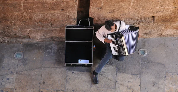 Accordion player in Valencia — Stock Photo, Image