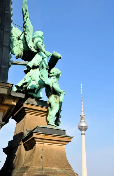 Detail of angel statue in Berlin, Germany — Stock Photo, Image