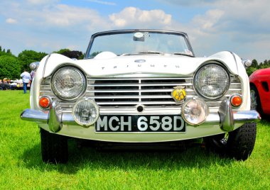 Zafer eski model araba