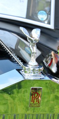 Rolls Royce.