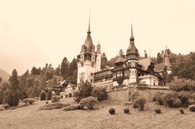 Romanya 'nın Sinaia kentindeki Peles Kalesi