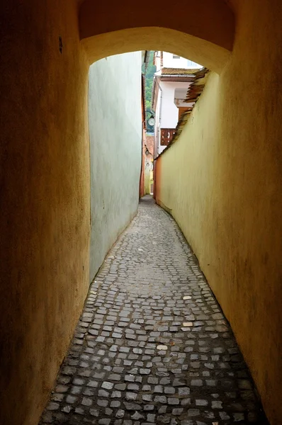 Calle estrecha — Foto de Stock