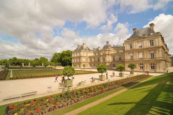 Jardim do Luxemburgo (Jardin du Luxembourg) em Paris, França — Fotografia de Stock