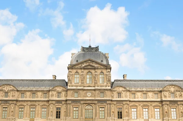 Louvre Múzeum-részlet — Stock Fotó