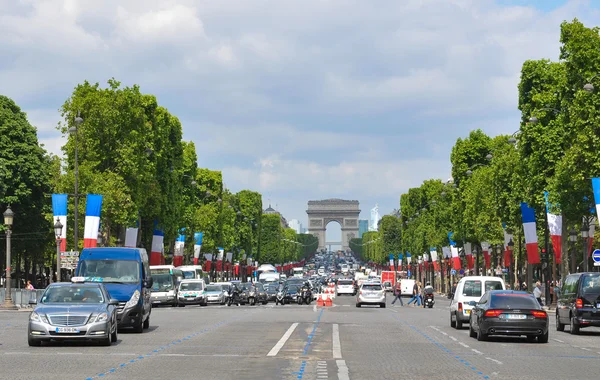 Champs-Elysées in Parijs, Frankrijk — Stockfoto