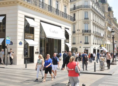 Paris'te Cartier mağazası