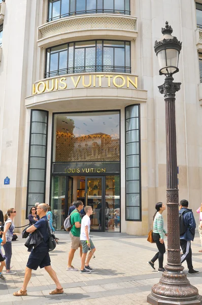 Louis Vuitton butik i Paris — Stockfoto