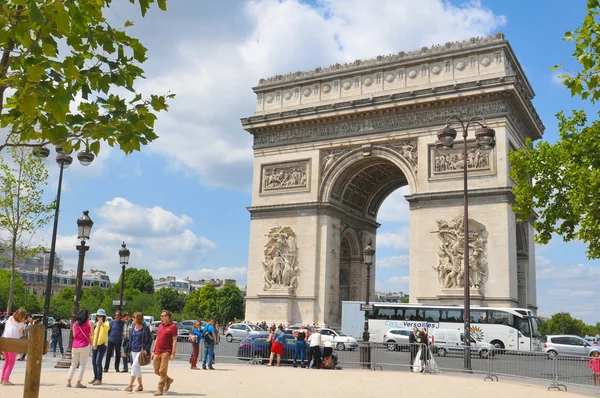 Łuk triumfalny w Paryżu, Francja — Zdjęcie stockowe