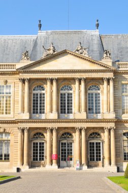Paris'te bina Arşiv 