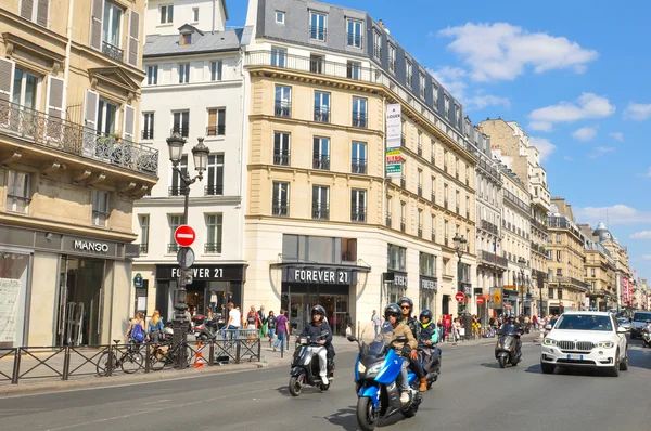 Traffico a Parigi — Foto Stock