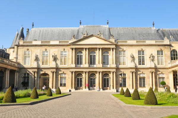 Здание архива Парижа — стоковое фото