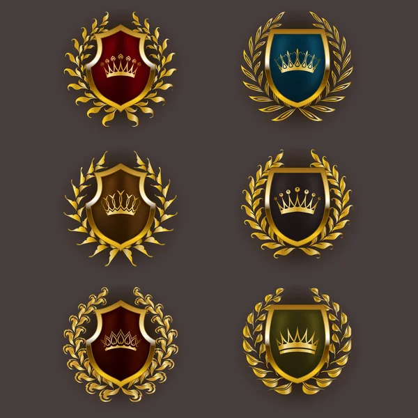 Escudos dourados com coroa de louros — Vetor de Stock