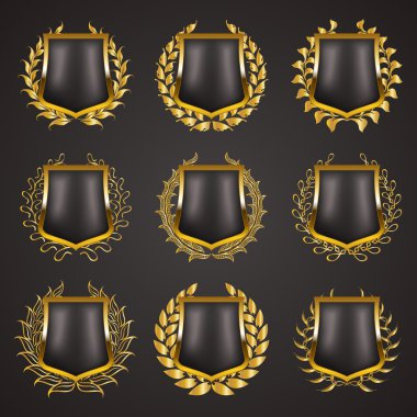 Altın shields ile defne çelengi
