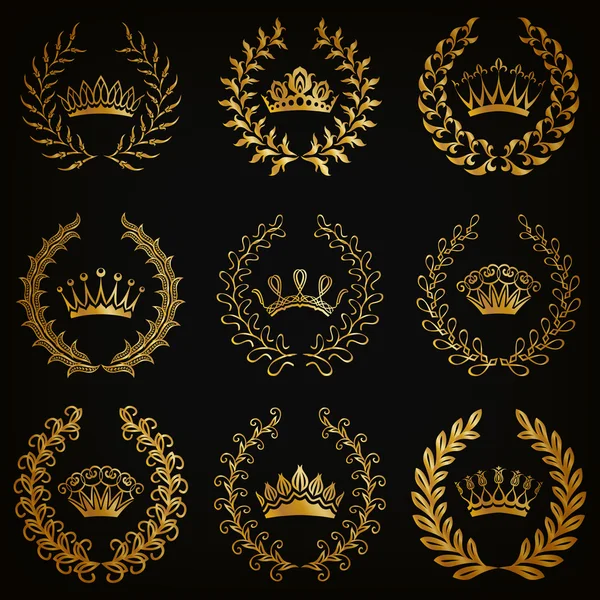 Etiquetas de ouro de luxo com coroa de louro —  Vetores de Stock