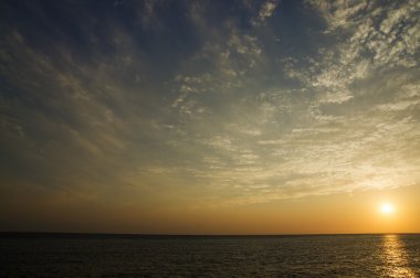 güzel deniz günbatımı