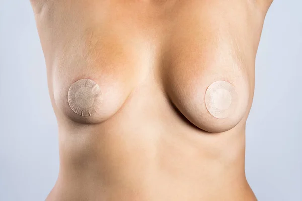 Xojayin qul porno rasmlarni uradi