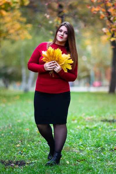 Happy Beautiful Woman Autumn Cute Size Model Red Sweater Outdoors — Stock Fotó