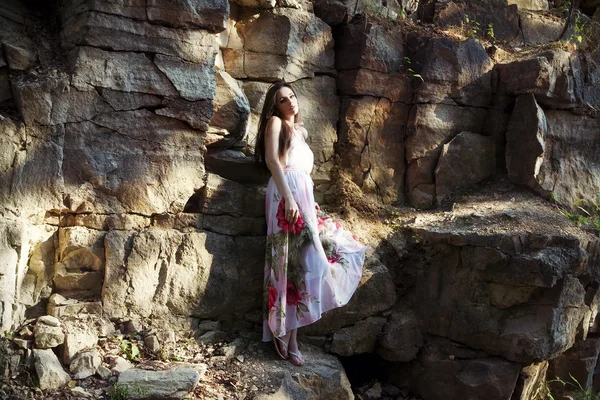 Portrait of a beautiful sexy woman in dress on nature — Stock Photo, Image